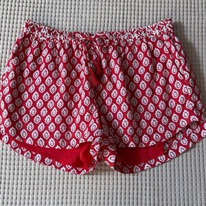 NWT Women’s Vineyard Vines Red and White Lined Shorts Size L